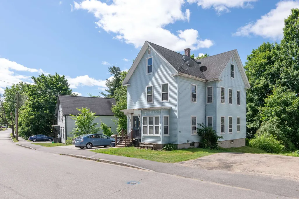 42 Tyler Street Laconia NH 03246