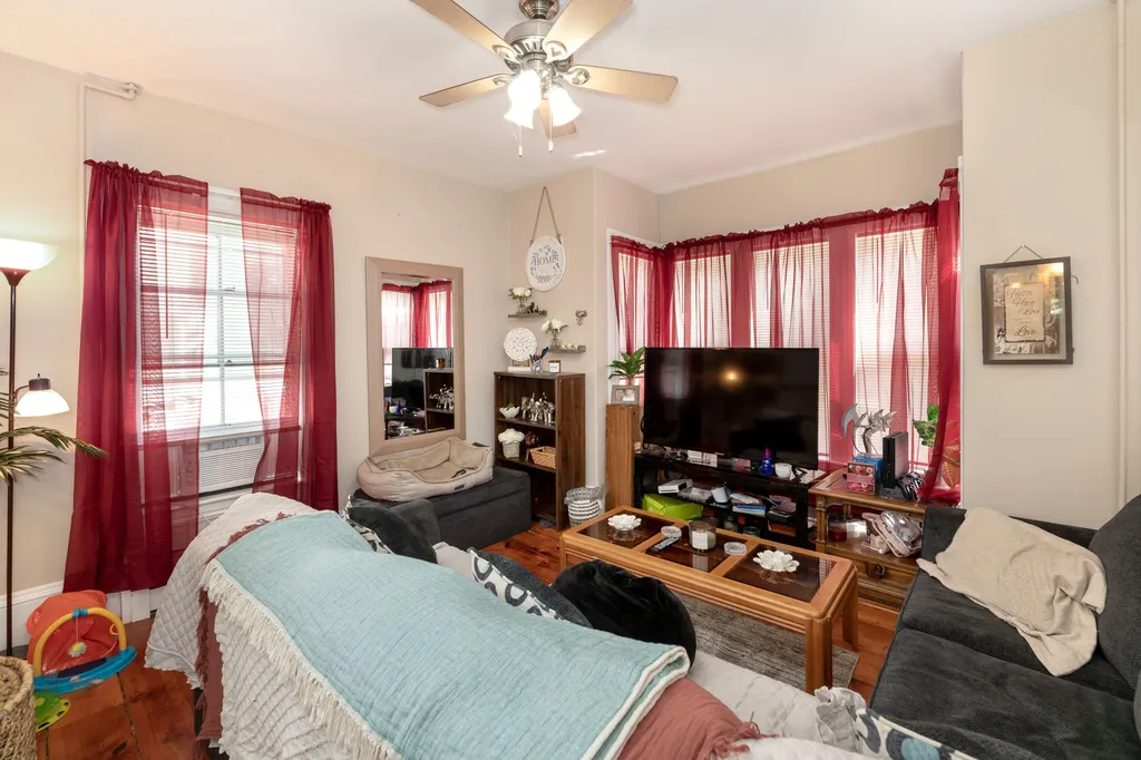 42 Tyler Street Laconia NH 03246