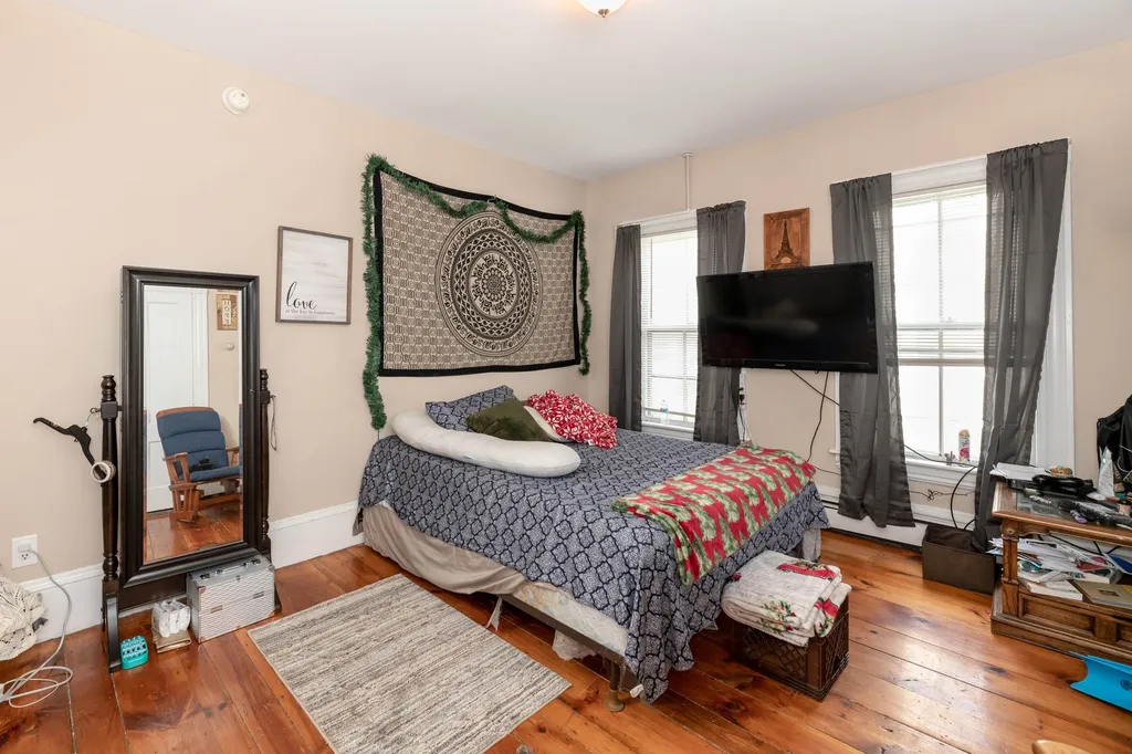 42 Tyler Street Laconia NH 03246