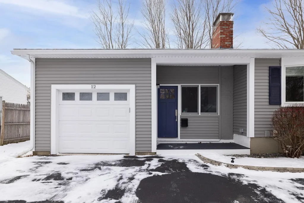 12 Suzanne Drive Portsmouth NH 03801