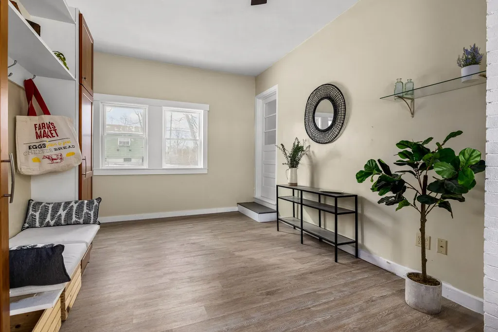 12 Suzanne Drive Portsmouth NH 03801
