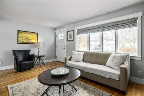 12 Suzanne Drive Portsmouth NH 03801