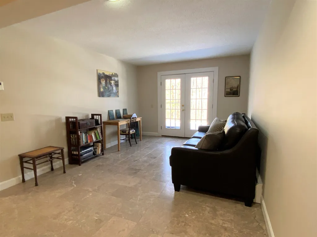 30 Wolf Road Lebanon NH 03766