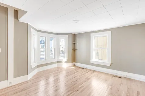 528 Granite Street Manchester NH 03102