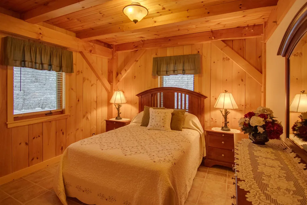 198 Pleasant Valley Road Lancaster NH 03584