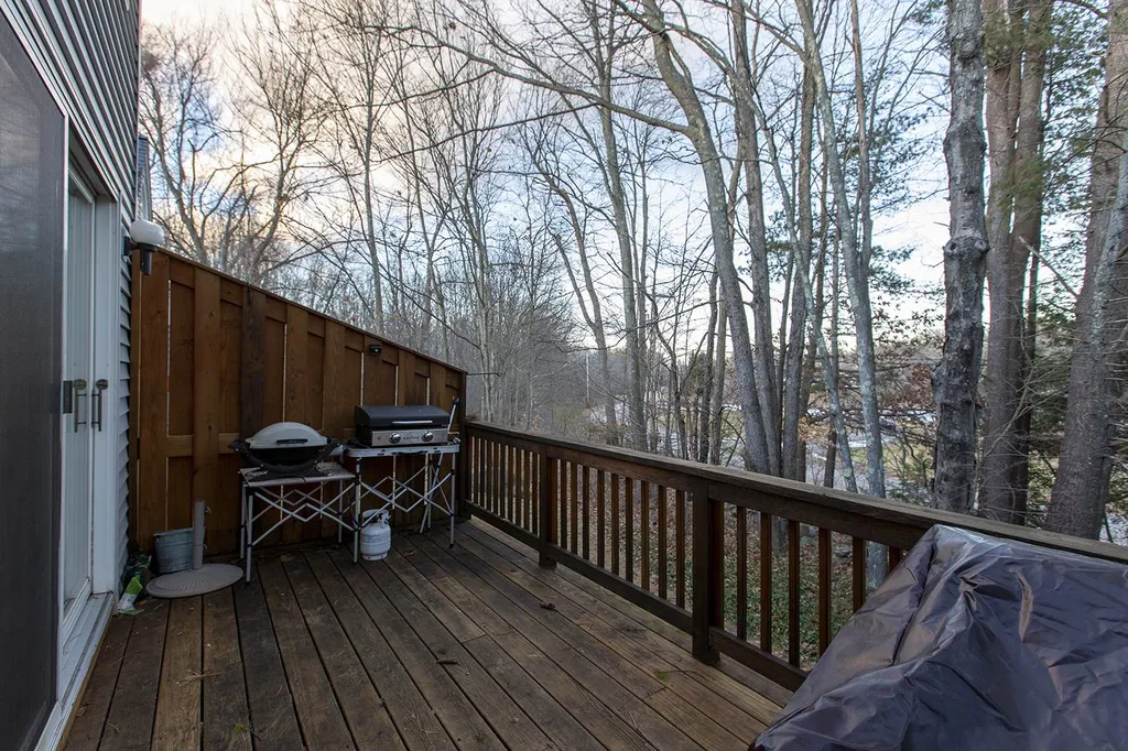 3 Fieldstone Estates Newmarket NH 03857