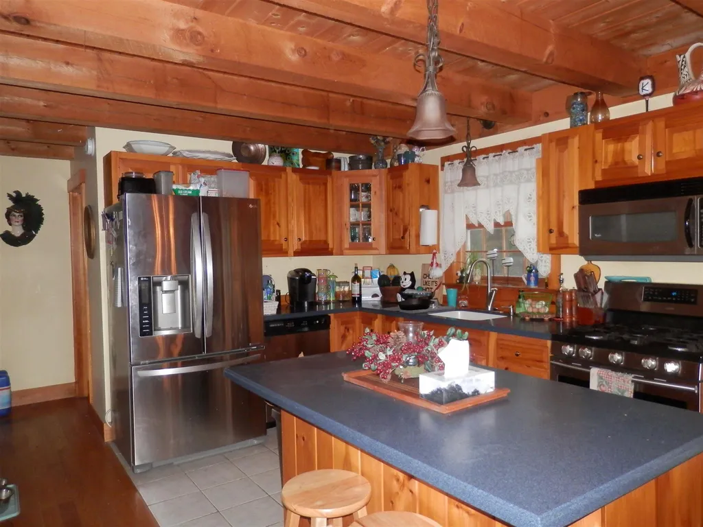 380 Bog Road Alexandria NH 03222