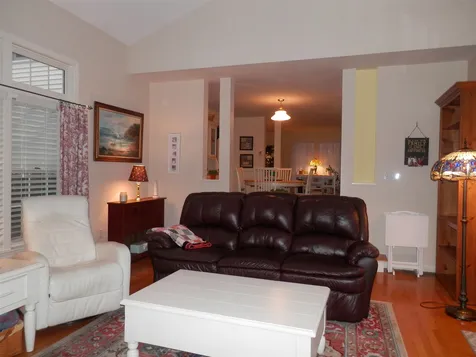 125 Tennyson Drive Manchester NH 03104