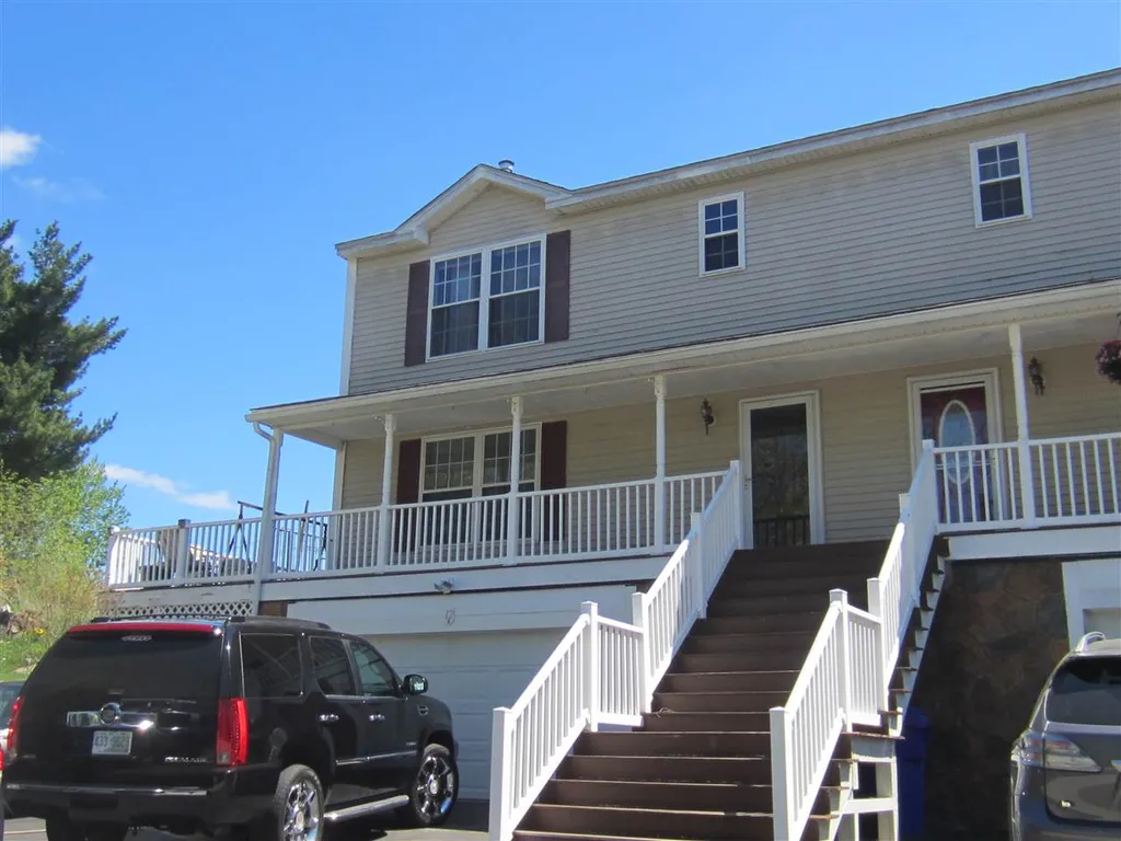 12 W Hillcrest Avenue Manchester NH 03103