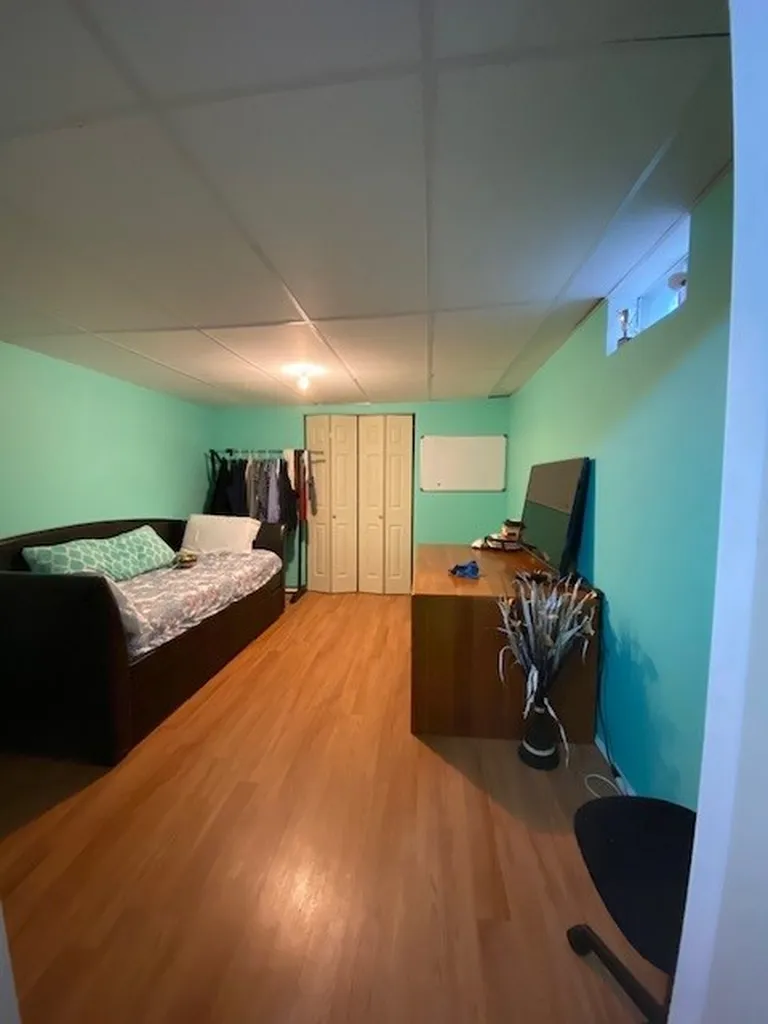 12 W Hillcrest Avenue Manchester NH 03103