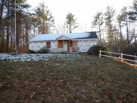 12 Deer Lane Strafford NH 03884