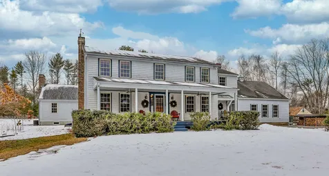 562 Chester Turnpike Candia NH 03034