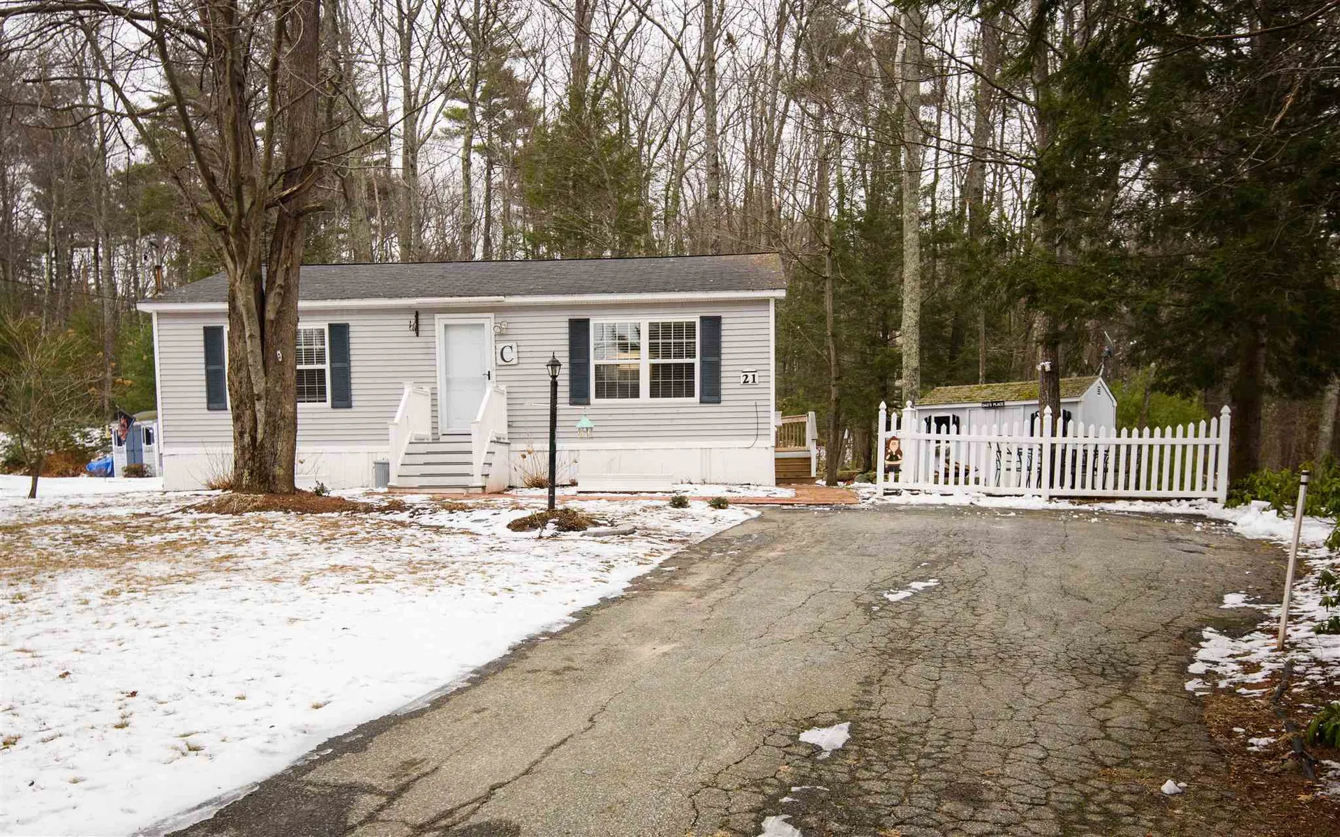 21 Granite Circle Hampstead NH 03841
