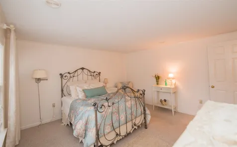 21 Granite Circle Hampstead NH 03841