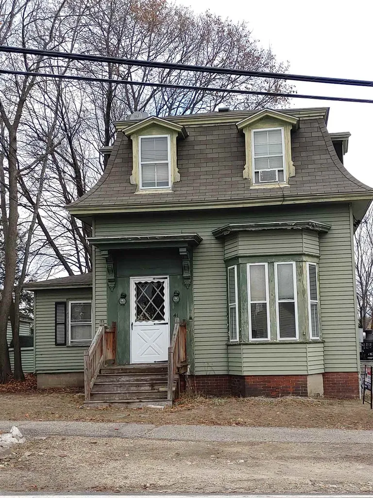 41 Walnut Street Rochester NH 03867
