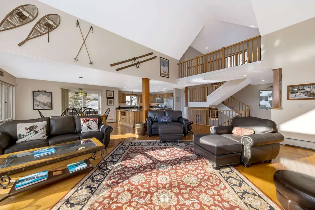 8 Flume Road Lincoln NH 03251