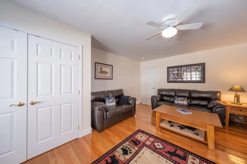 8 Flume Road Lincoln NH 03251