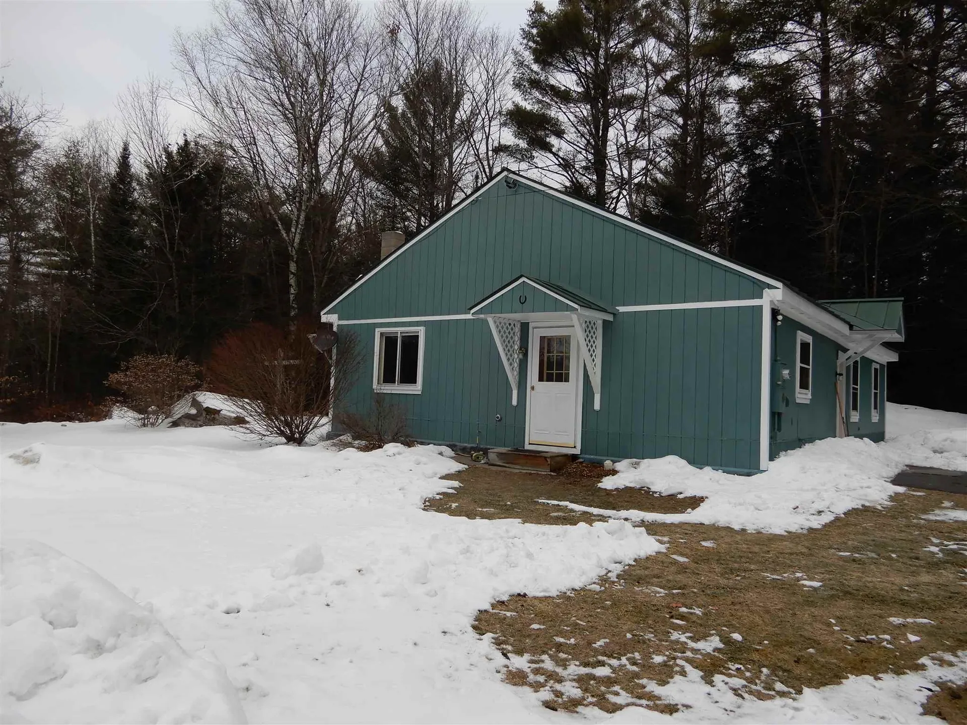 9 Cherry Hill Road Grafton NH 03240
