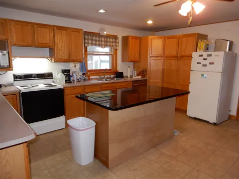 9 Cherry Hill Road Grafton NH 03240