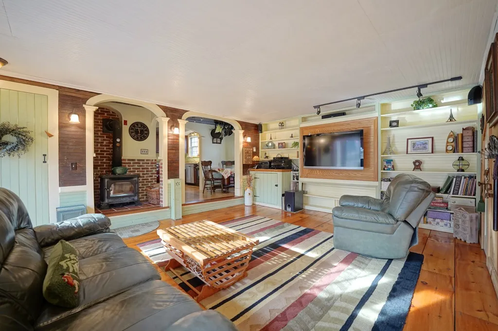 293 Rockland Street Portsmouth NH 03801