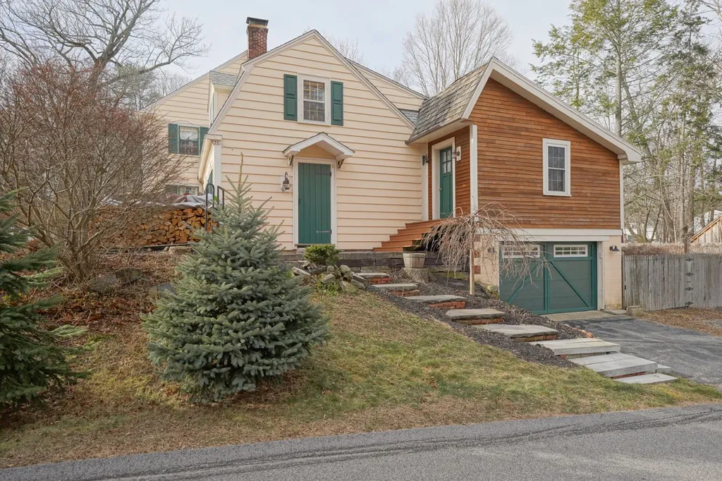 293 Rockland Street Portsmouth NH 03801