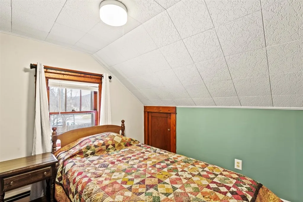 108 Warn Street Bennington VT 05201