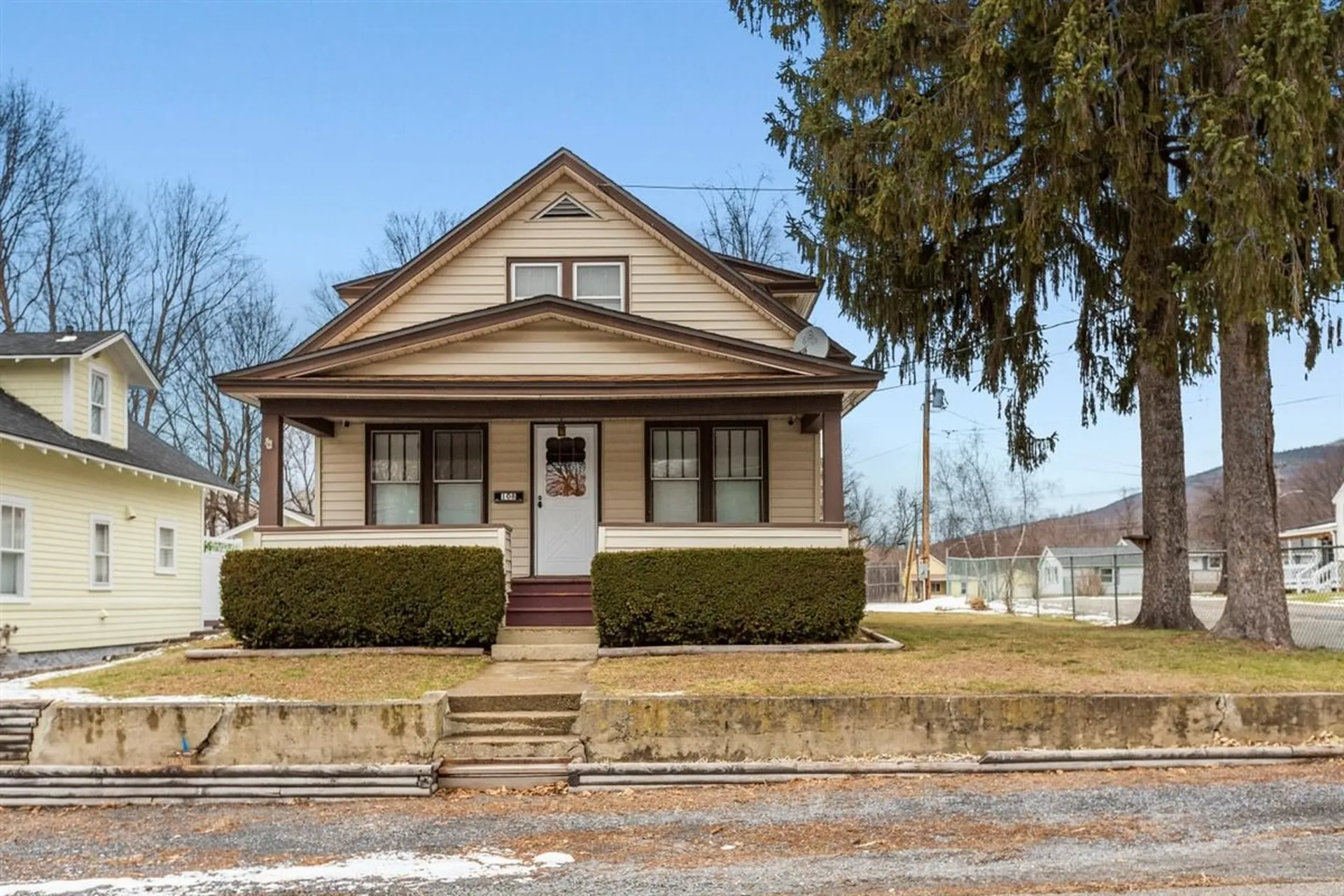 108 Warn Street Bennington VT 05201