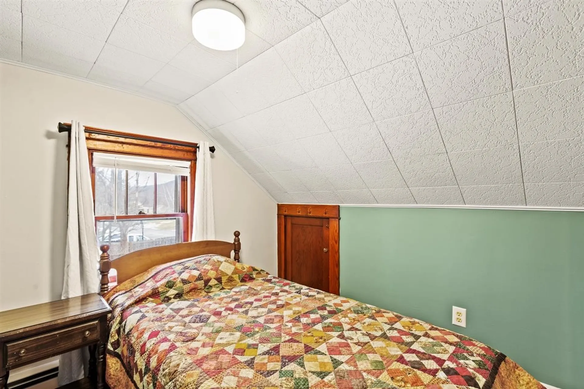 108 Warn Street Bennington VT 05201