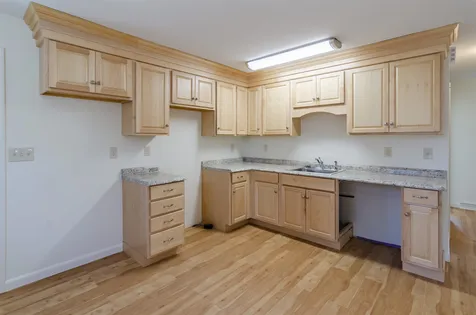 5-7 Victoria Circle Pelham NH 03076