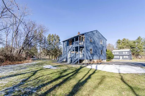 5-7 Victoria Circle Pelham NH 03076