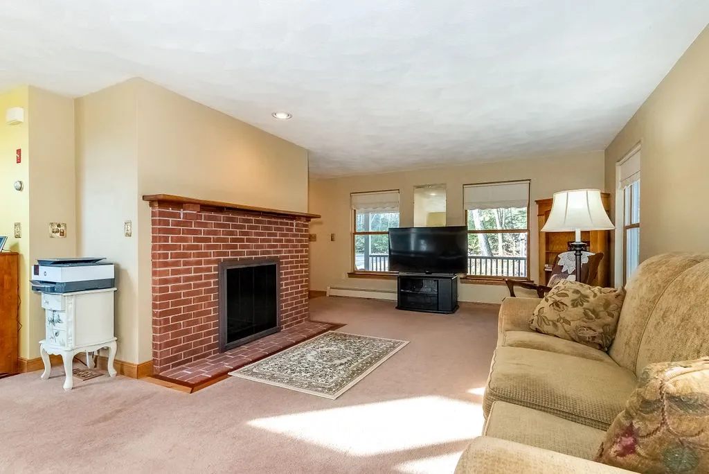 60 Beech Ridge Road Eliot ME 03903