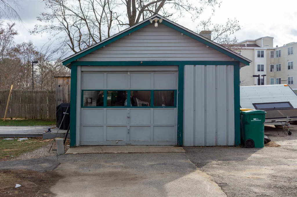 13 Pleasant Street Rochester NH 03867