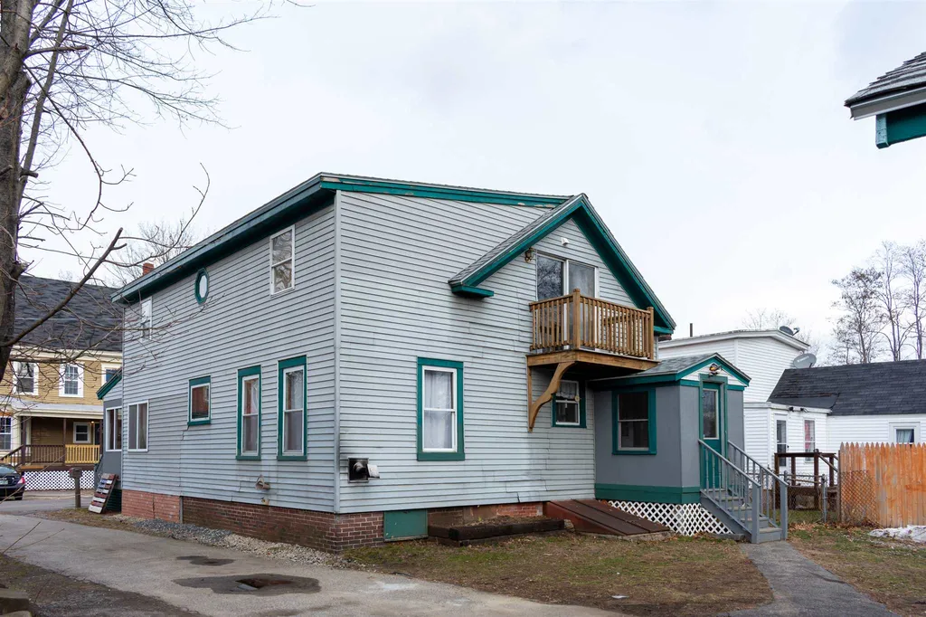 13 Pleasant Street Rochester NH 03867