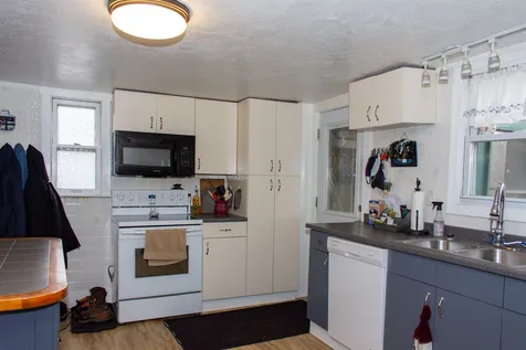 13 Pleasant Street Rochester NH 03867