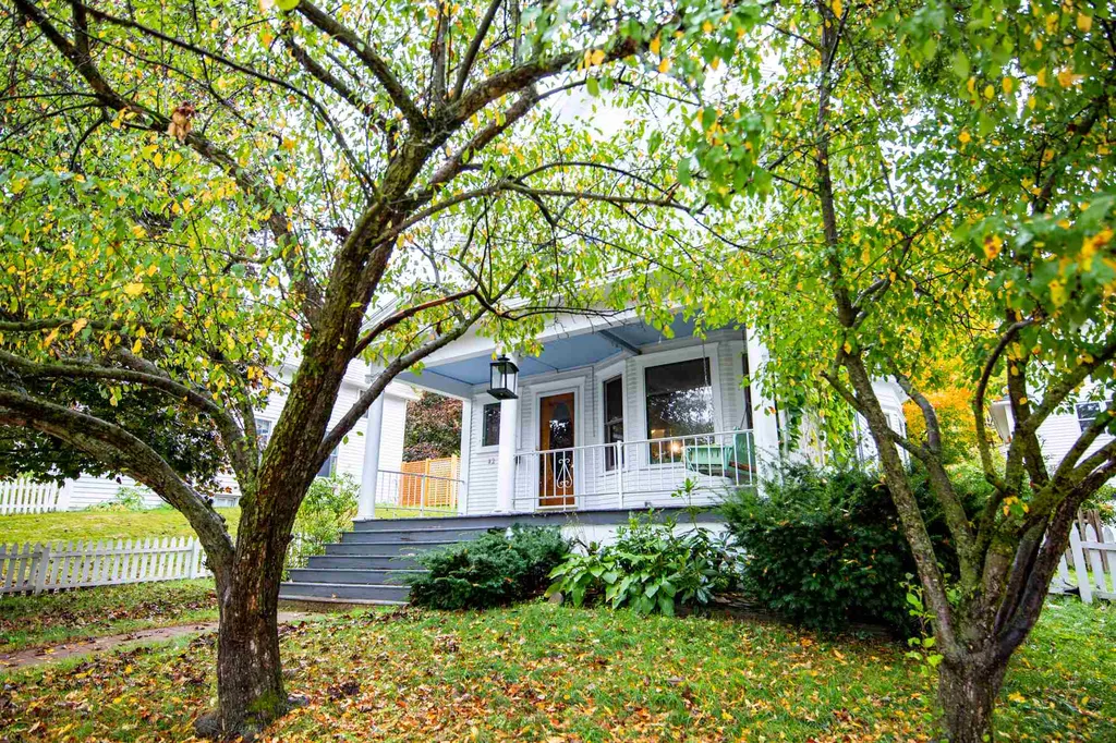 42 Lincoln Street Essex VT 05452