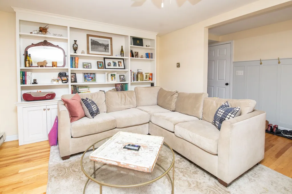 42 Lincoln Street Essex VT 05452