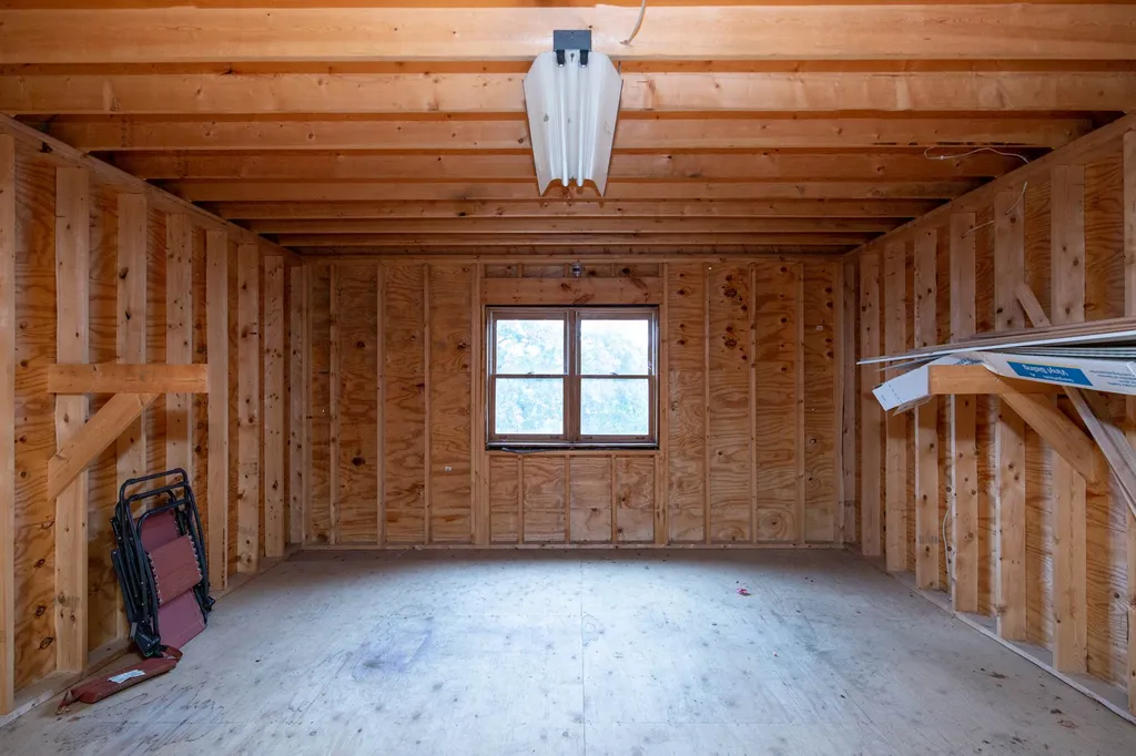 42 Lincoln Street Essex VT 05452