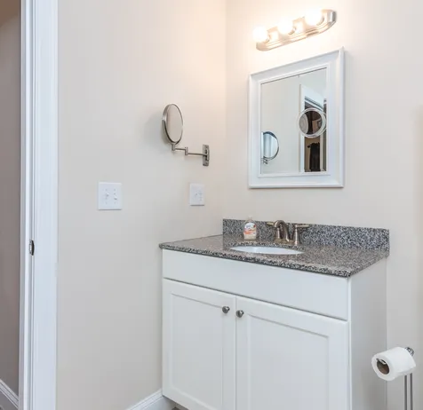 3a Benning Street Amherst NH 03031