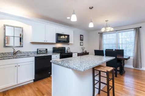 3a Benning Street Amherst NH 03031