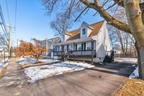 287 Taylor Street Manchester NH 03103