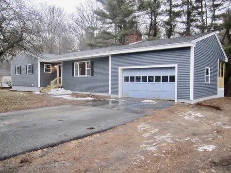 11 Linwood Avenue Salem NH 03079