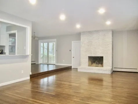 11 Linwood Avenue Salem NH 03079