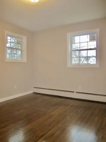 11 Linwood Avenue Salem NH 03079