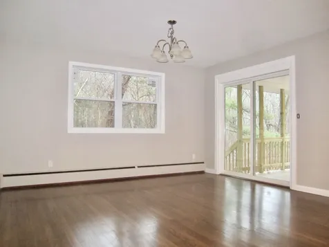 11 Linwood Avenue Salem NH 03079