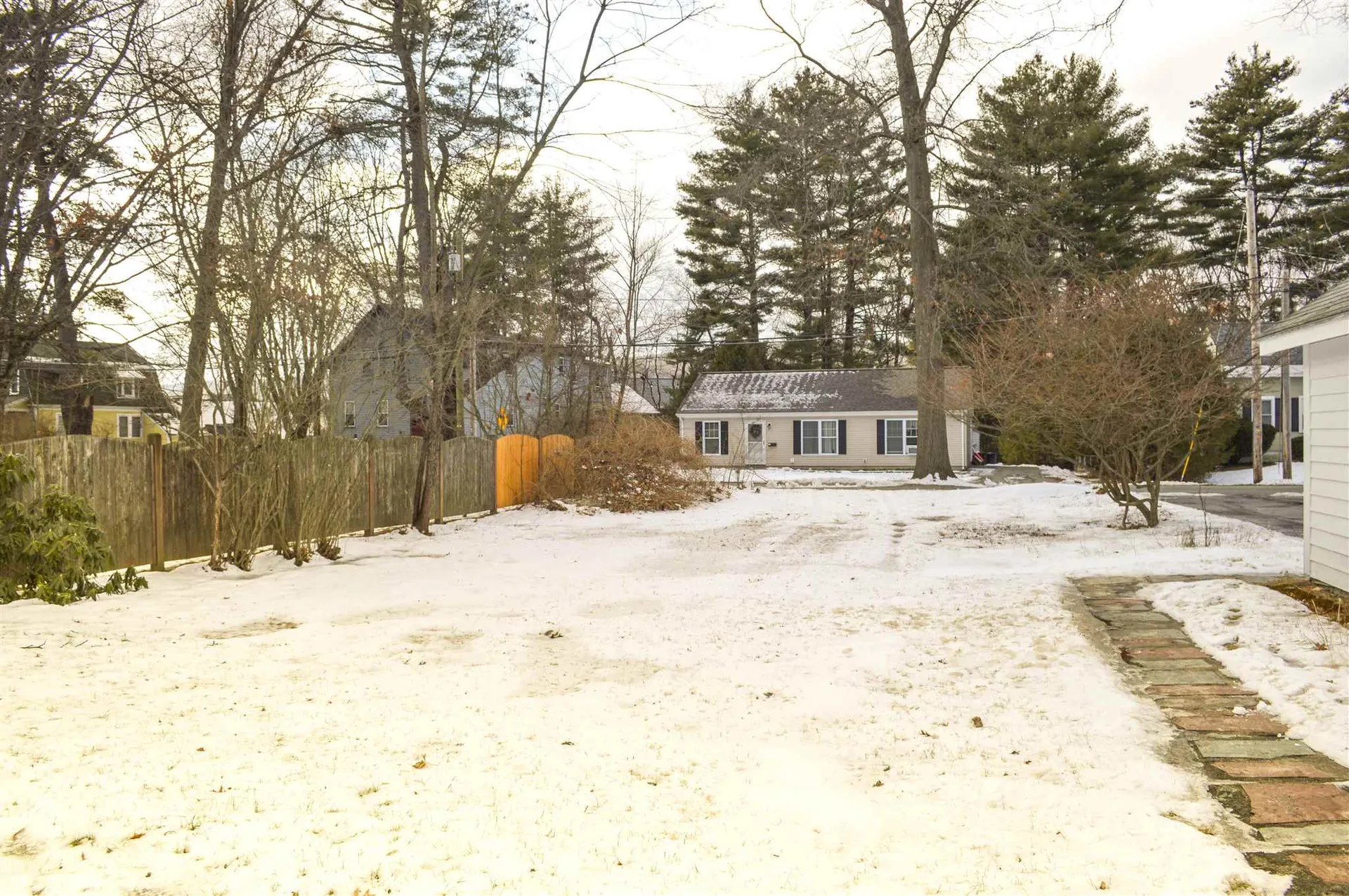 35 Crescent Street Keene NH 03431