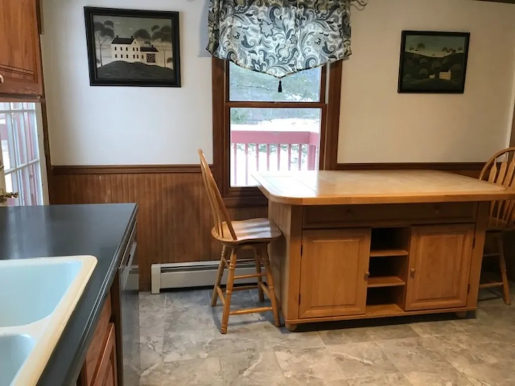 13 Liberty Lane Jericho VT 05465