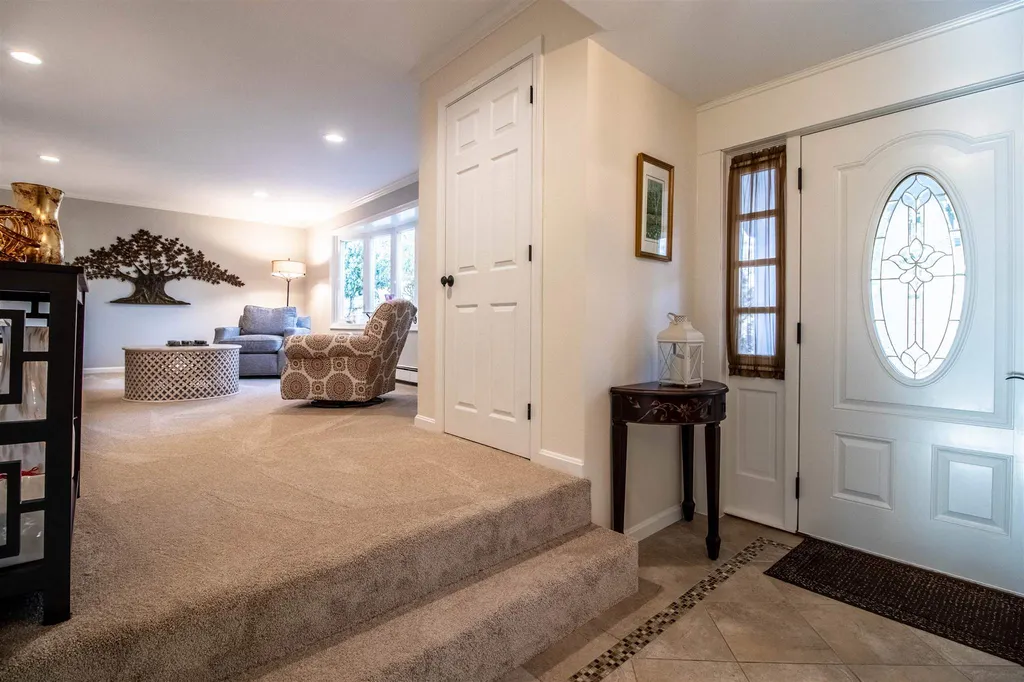 264 Rollingwood Road Eliot ME 03903