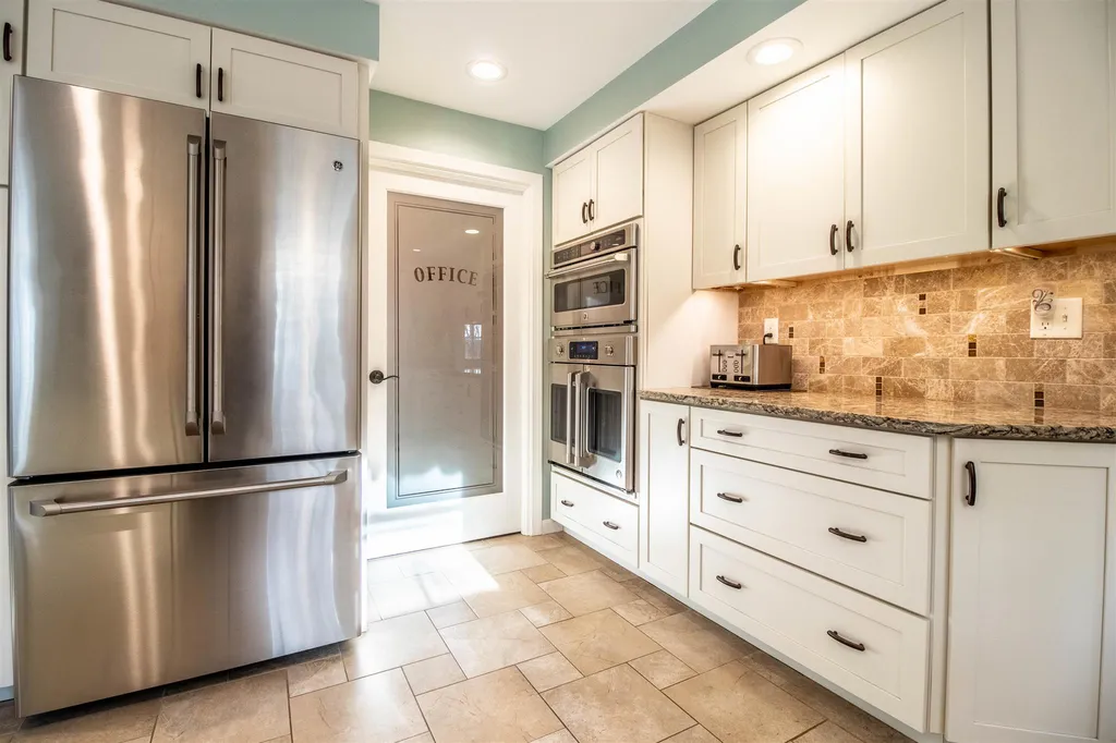 264 Rollingwood Road Eliot ME 03903
