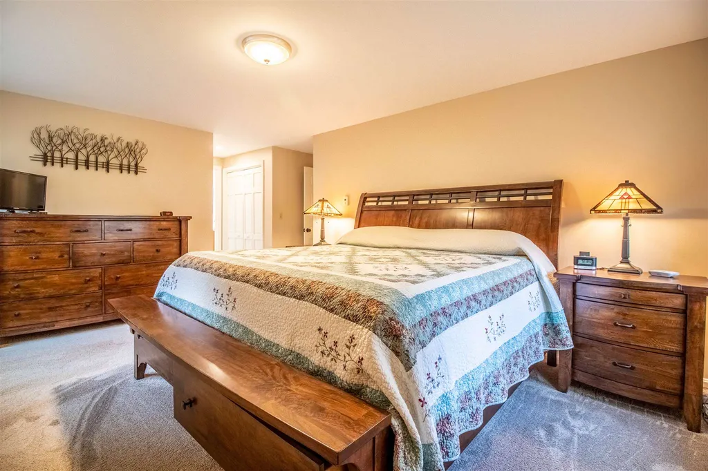264 Rollingwood Road Eliot ME 03903