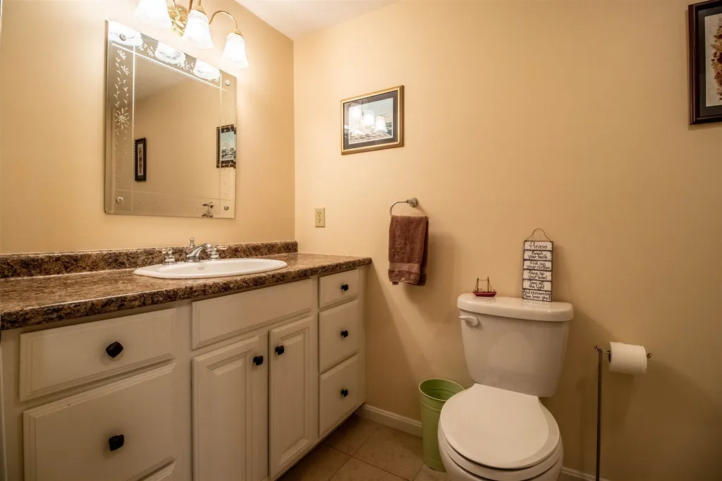 264 Rollingwood Road Eliot ME 03903